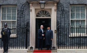 Larry the Cat muncul saat kunjungan Prabowo ke Inggris