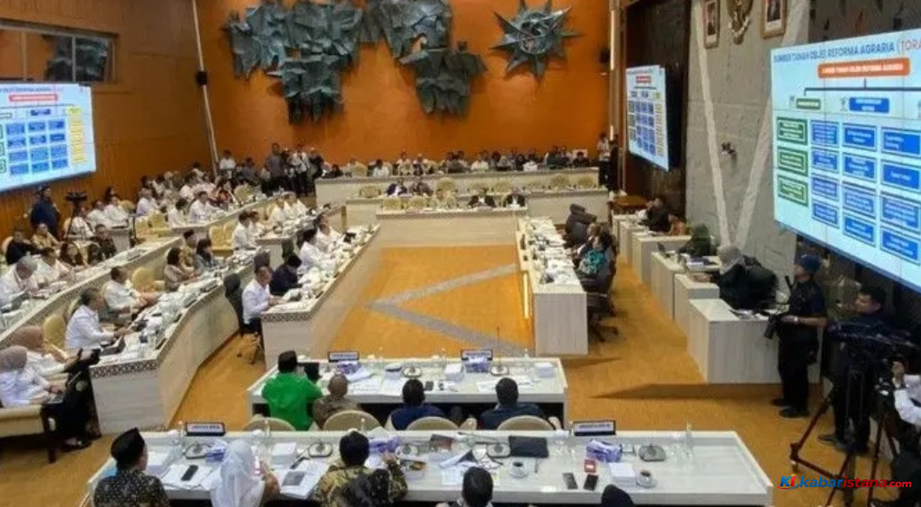 kondisi lahan sempadan sungai di kawasan permukiman padat