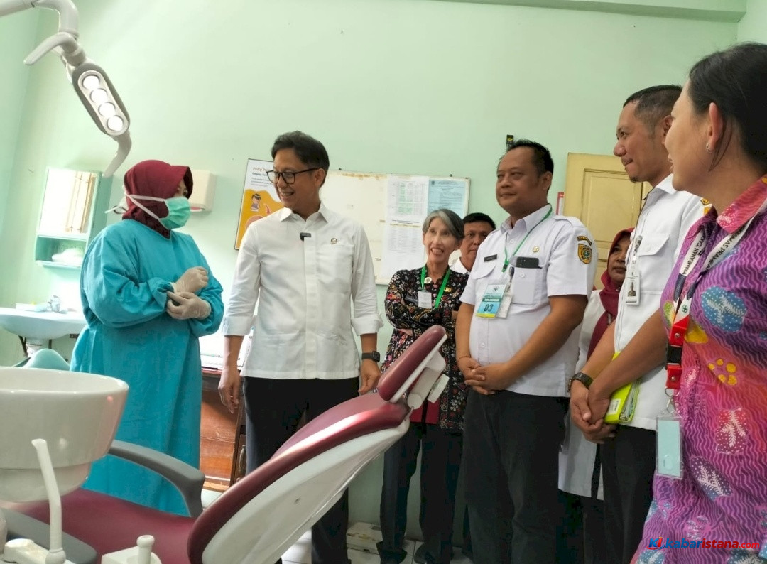 percepatan kompetensi dokter spesialis di rumah sakit rujukan