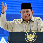 Prabowo kritik direksi BUMN saat meresmikan proyek RDMP Balikpapan