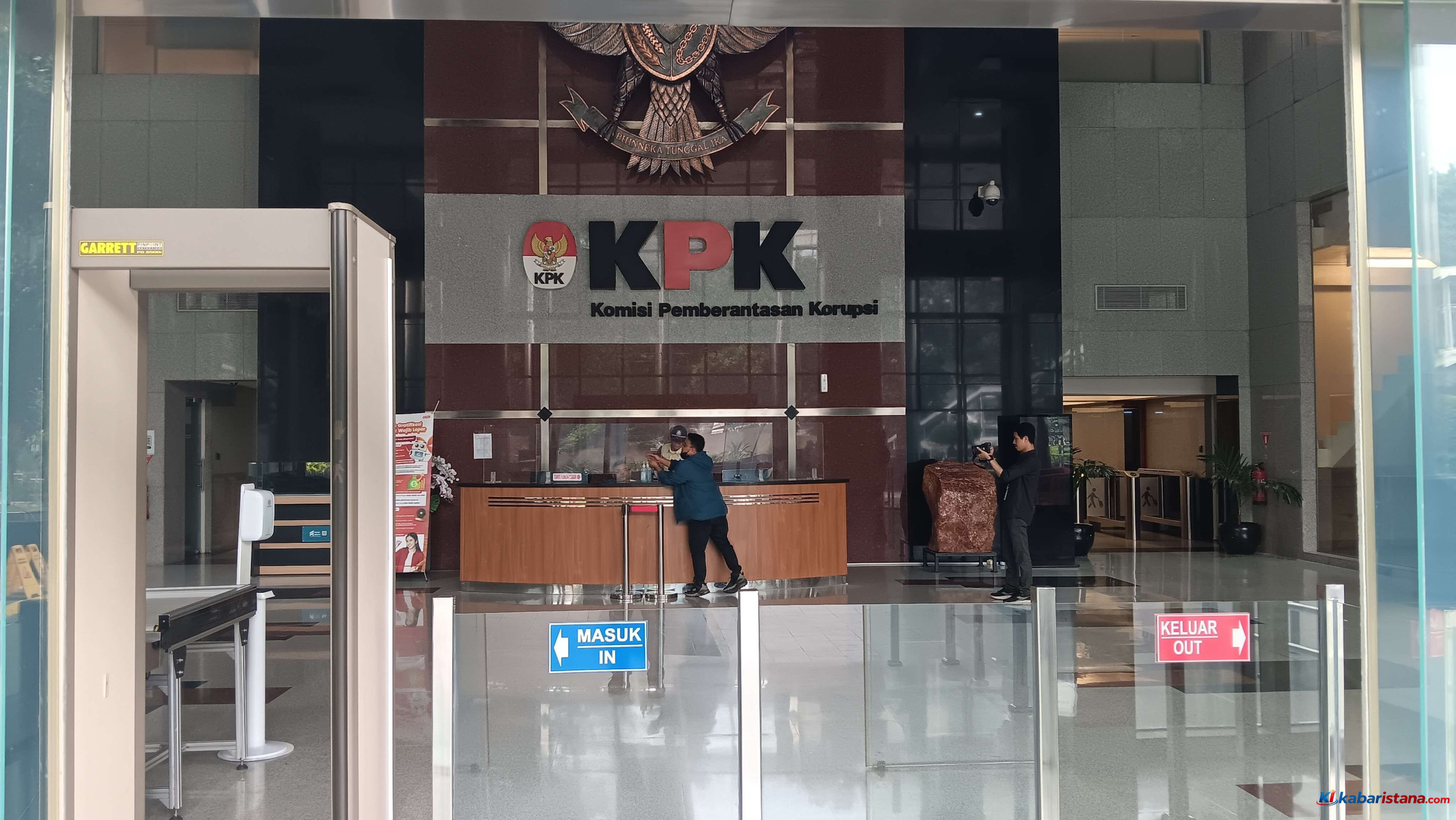 lobi gedung KPK terkait kasus KPK Lippo Cikarang