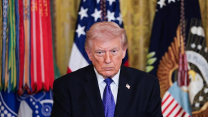 rating Trump turun saat pidato di Gedung Putih