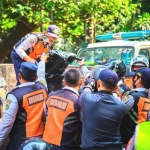 Penertiban parkir liar Setiabudi oleh petugas Dishub Jakarta Selatan dengan mengangkut sepeda motor di Jalan Epicentrum Selatan