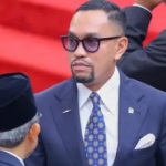 kekerasan anak daycare ilustrasi pengasuh dan anak