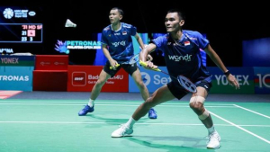 Fajar Fikri semifinal BAC 2026 di lapangan bulu tangkis