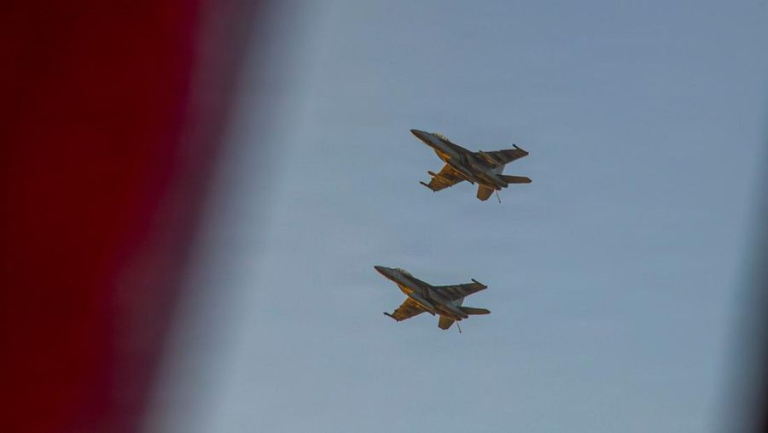 pelanggaran udara indonesia oleh pesawat militer AS