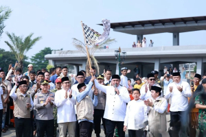 Pemkab Bogor lepas jamaah haji di Masjid Raya Pakansari