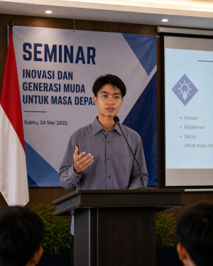 Anton Timbang Sultra dalam kegiatan seminar dan pengembangan generasi muda