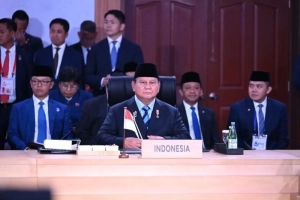 Presiden Indonesia Prabowo Subianto menghadiri KTT ASEAN sambil membahas diversifikasi energi ASEAN dan penguatan kerja sama energi regional di Cebu, Filipina.