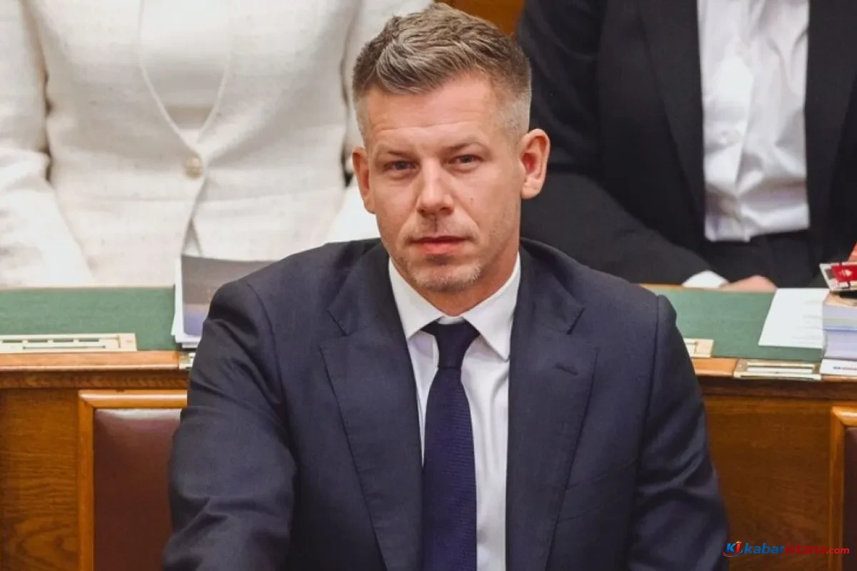 Peter Magyar Hungaria saat menghadiri sidang parlemen setelah resmi dilantik menjadi perdana menteri baru Hungaria.