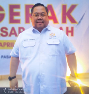 Arnol Apresiasi Asbuton saat mendukung komitmen Anton Timbang mengawal pengembangan Aspal Buton ke tingkat nasional