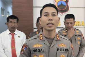 Pengeroyokan anggota polisi saat mengamankan karnaval di Blora