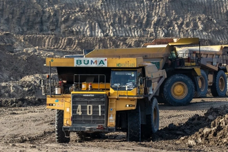 Kepastian produksi pertambangan dinilai menjadi kunci menjaga penerimaan negara dan mendukung hilirisasi industri mineral Indonesia.