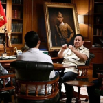 Presiden Prabowo Subianto memanggil Kepala Badan Komunikasi Pemerintah (Bakom) Syahganda Nainggolan dan Wakil Kepala Bakom.